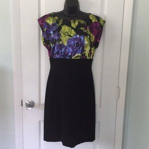 Gorgeous Tahari Dress